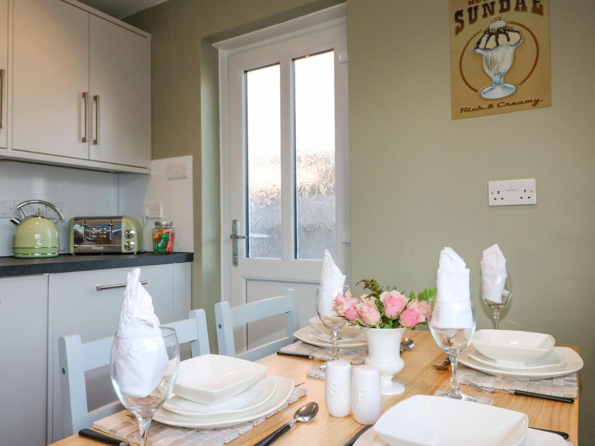 George'S Place Froghall 외부 사진